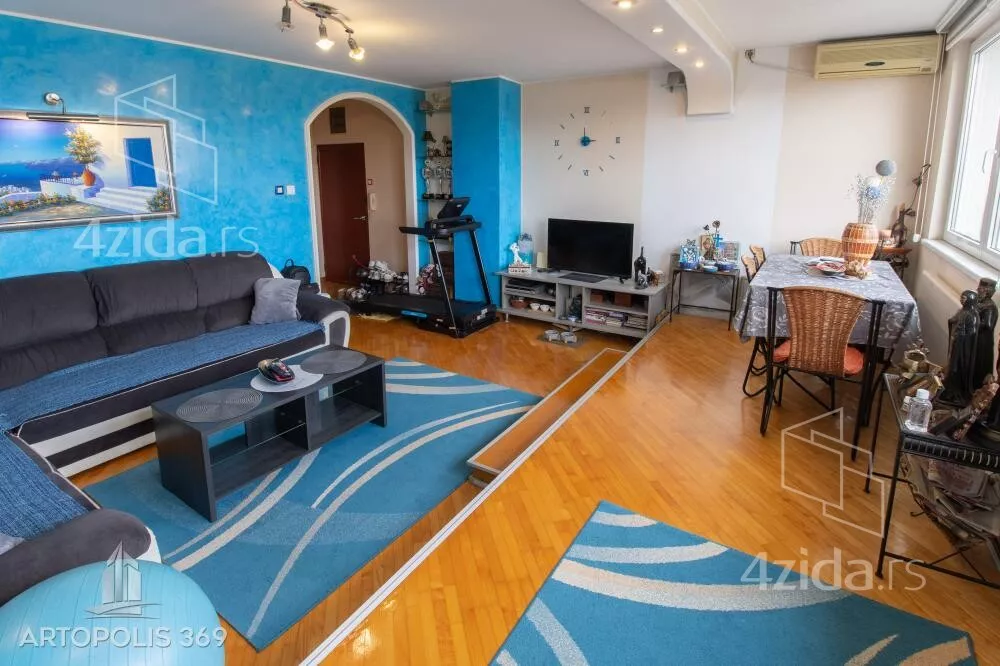 Četvorosoban stan | 4zida