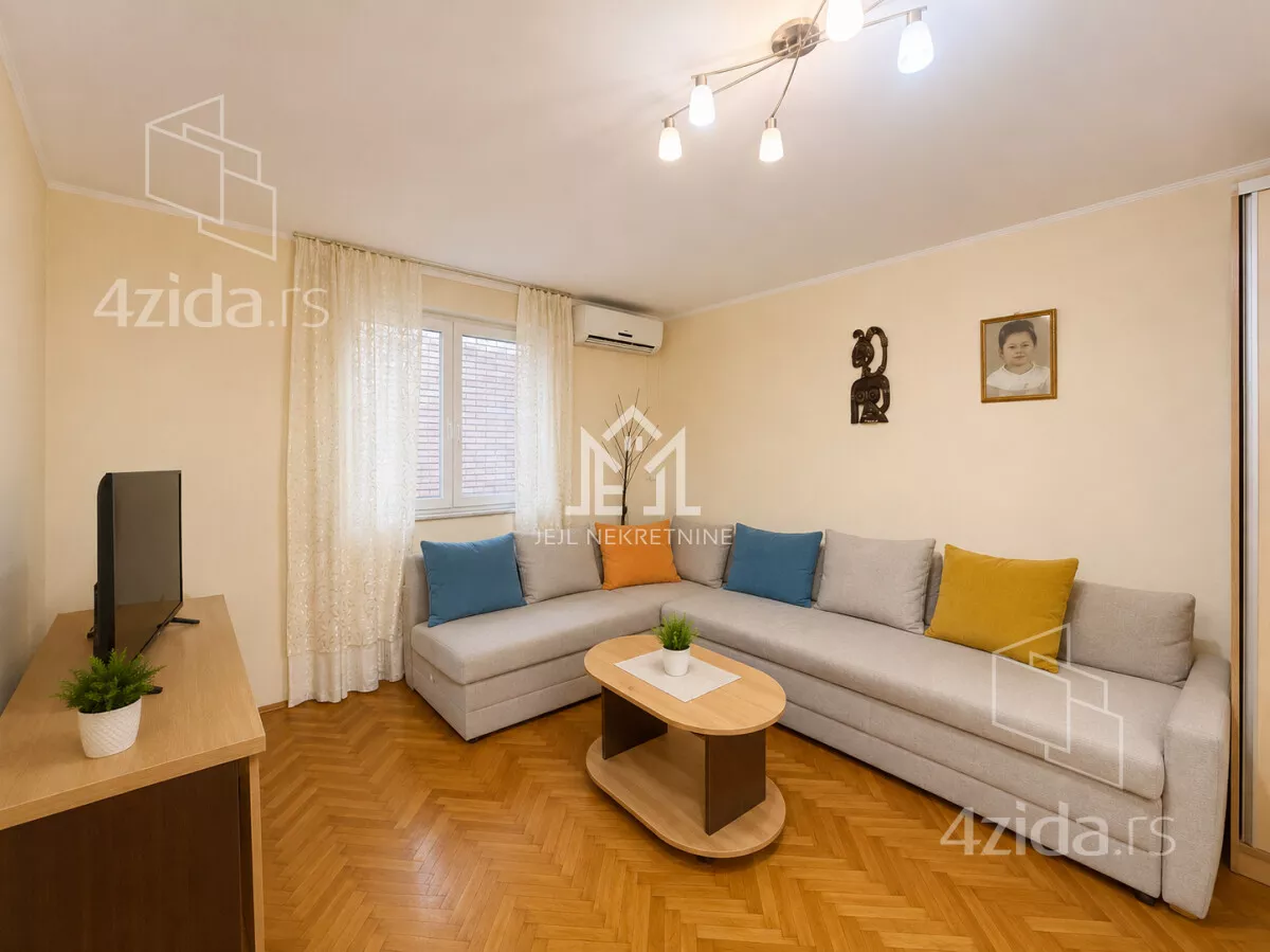 Garsonjera | 4zida
