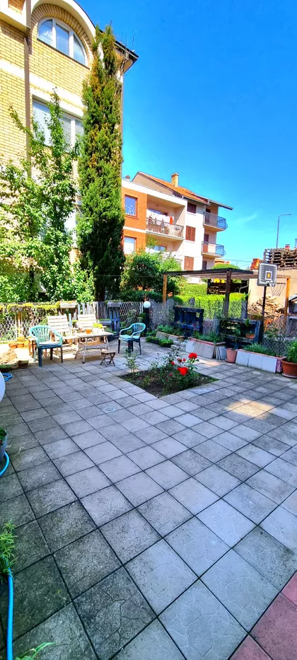 Đorđa Stamenkovića 49 | 4zida.rs