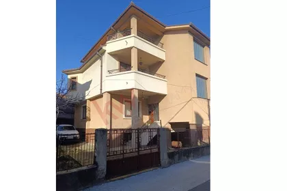 Dečanska | 4zida.rs