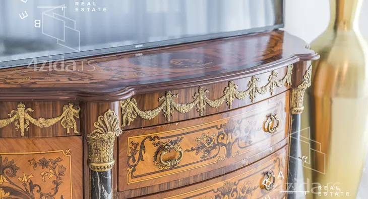 Šestosoban stan | 4zida