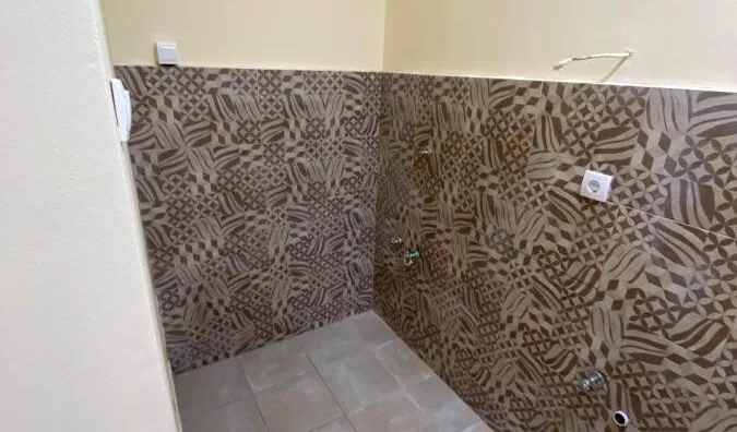 Poslovna zgrada | 4zida