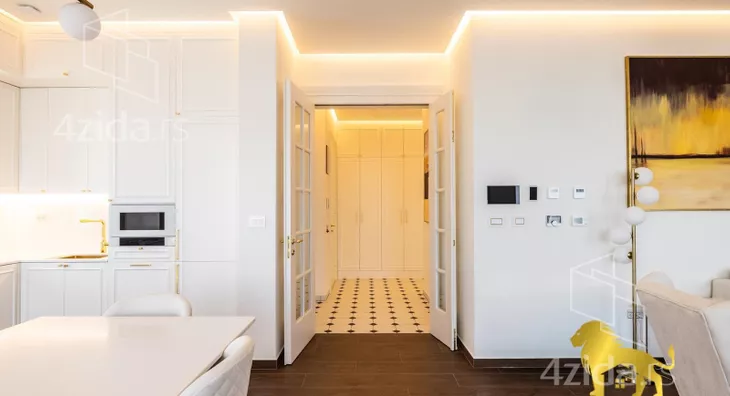 Petosoban stan | 4zida