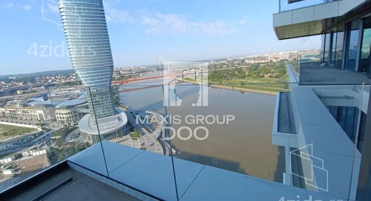 Četvoroiposoban stan | 4zida