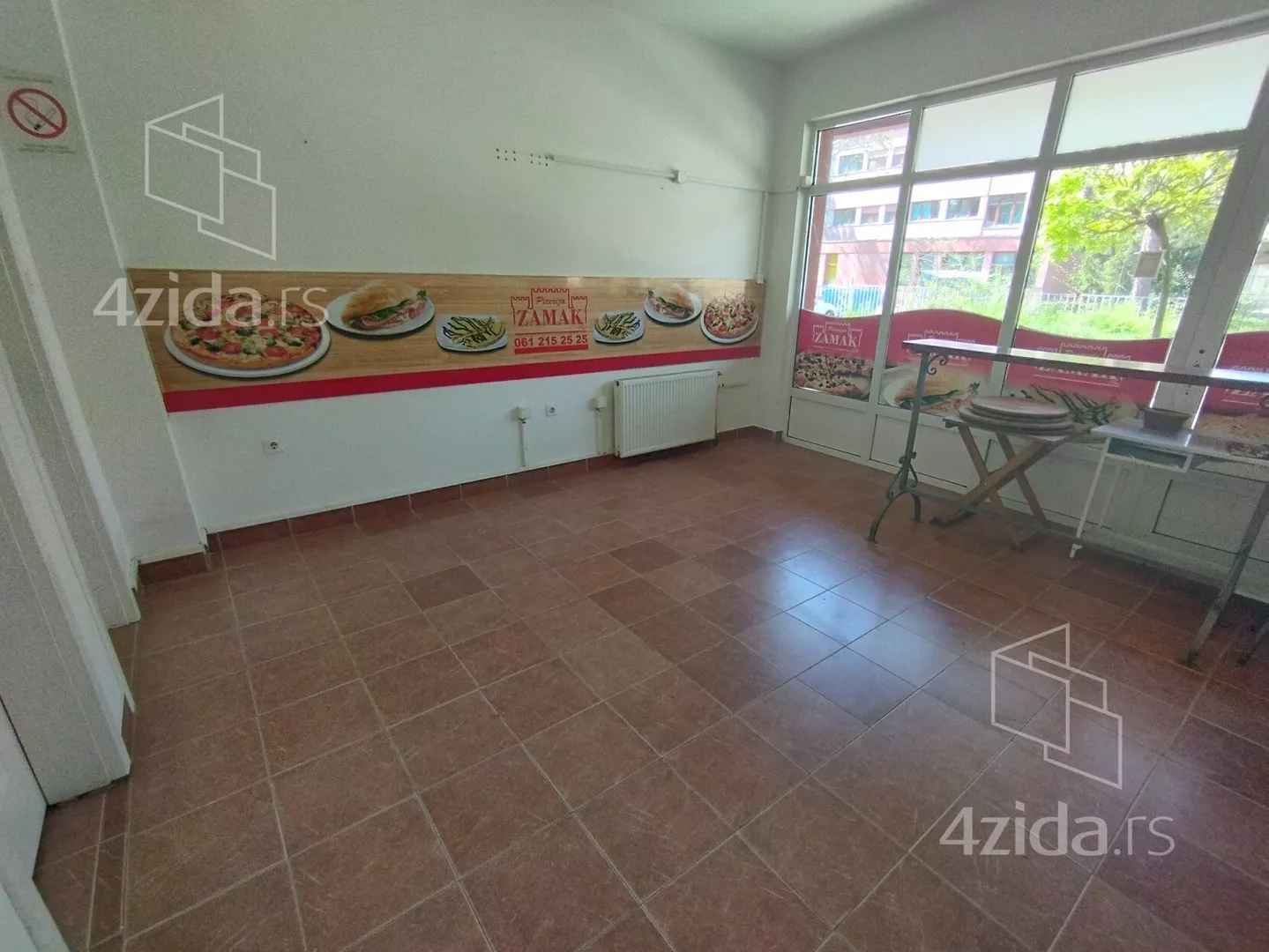 Lokal | 4zida
