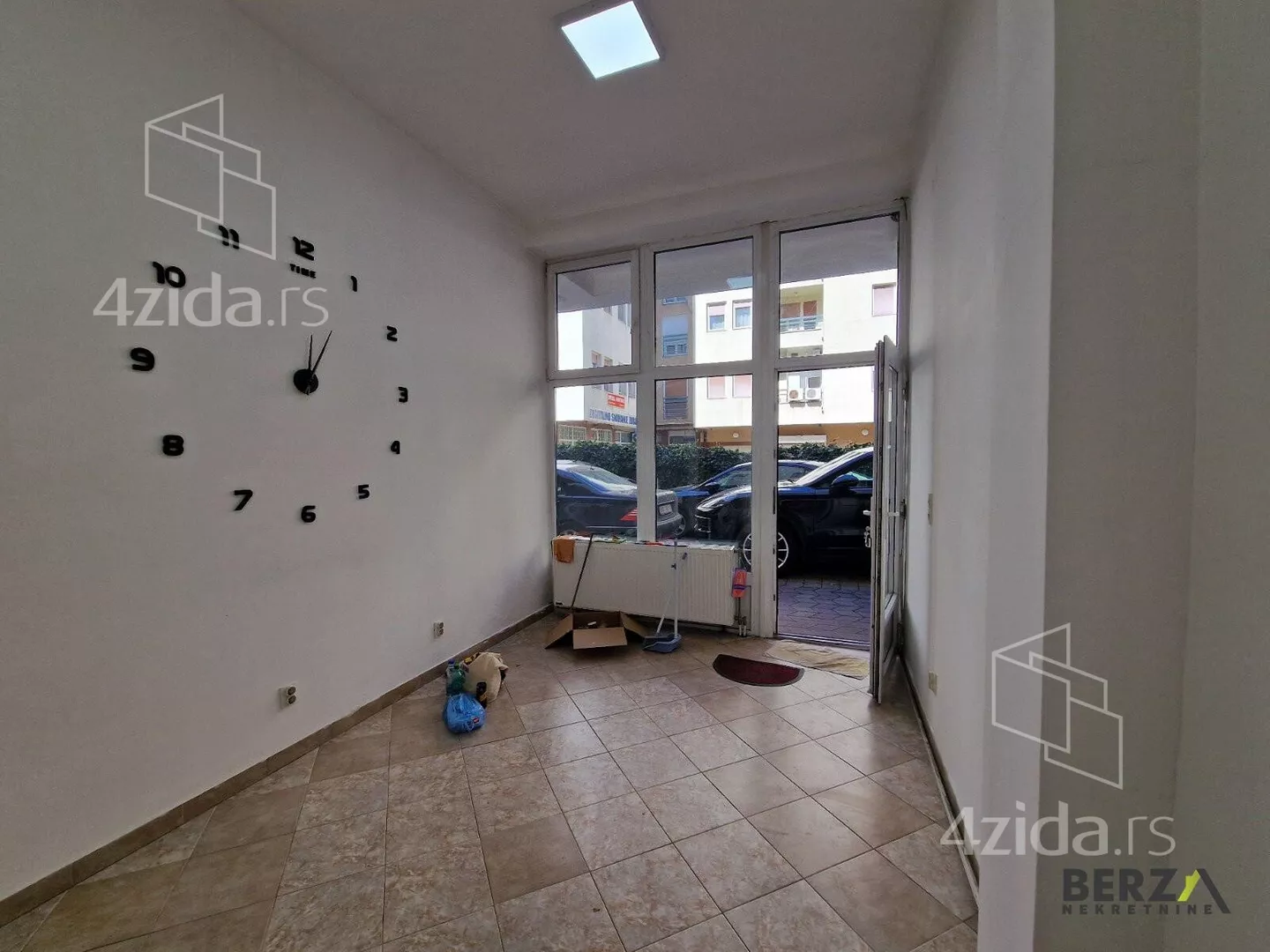 Poslovni prostor | 4zida