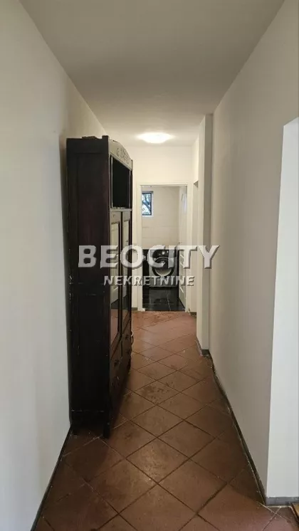 Karpatska | 4zida.rs