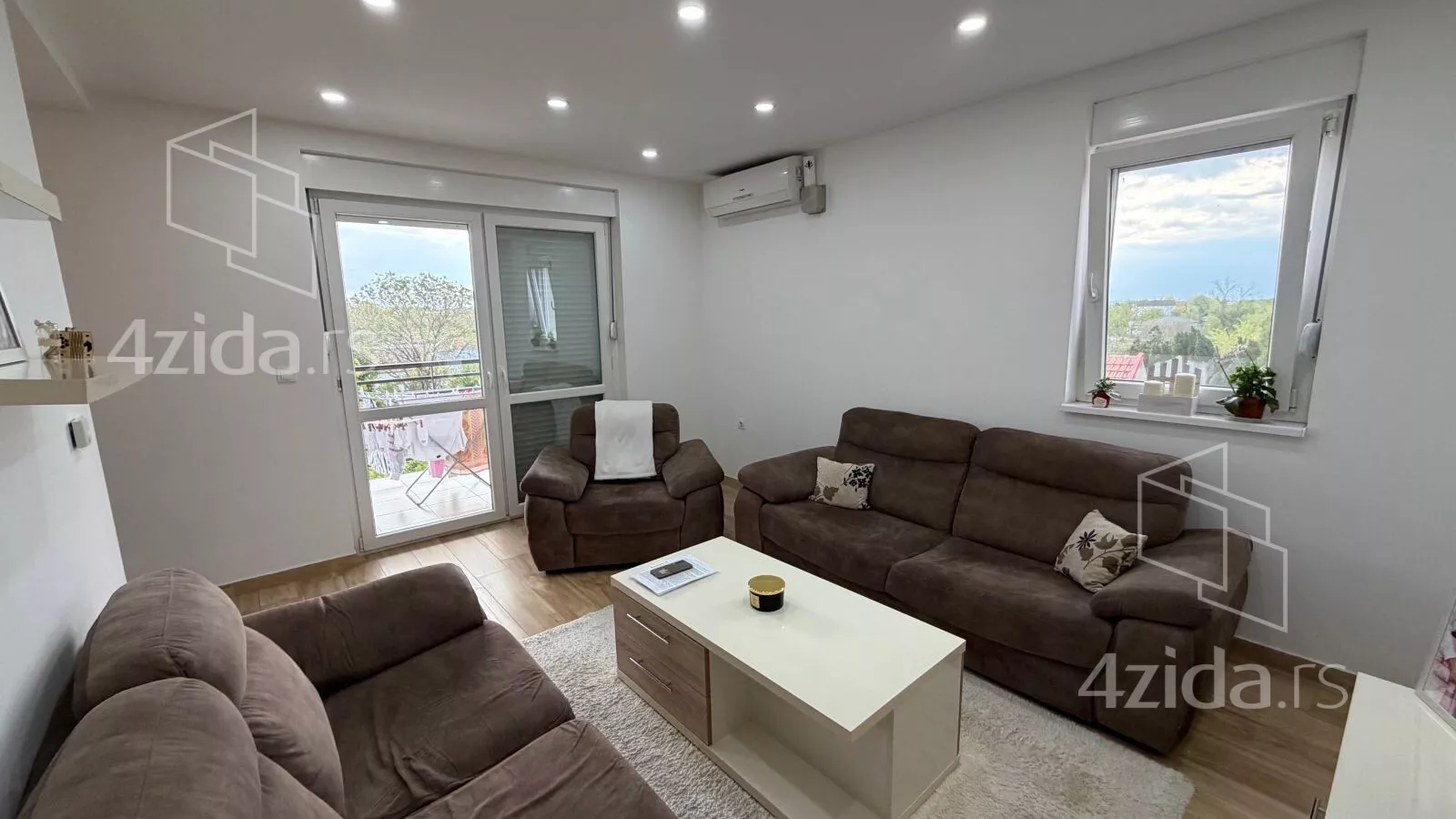 Četvorosoban stan | 4zida