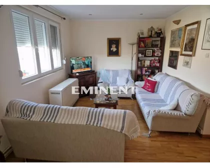 22. oktobra | 4zida.rs