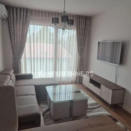 Vojvođanska | 4zida.rs