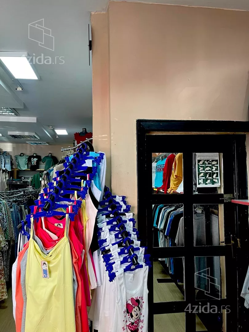 Lokal | 4zida