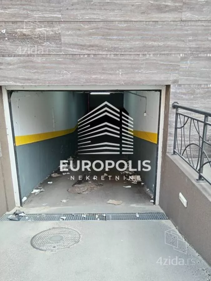 Garaža/Parking | 4zida