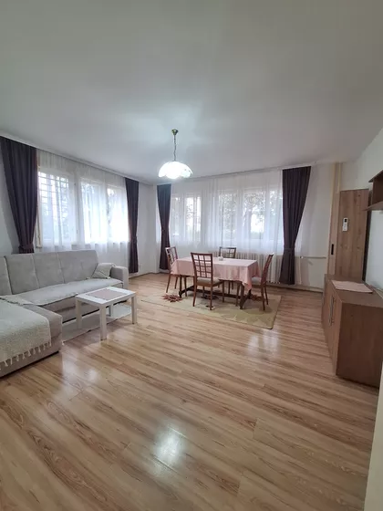 Janka Veselinovića 69 | 4zida.rs