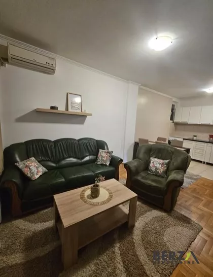 Adamovićevo Naselje | 4zida.rs