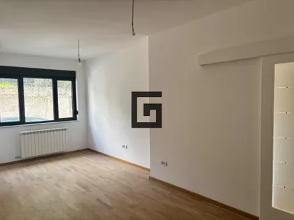 Karpoševa | 4zida.rs
