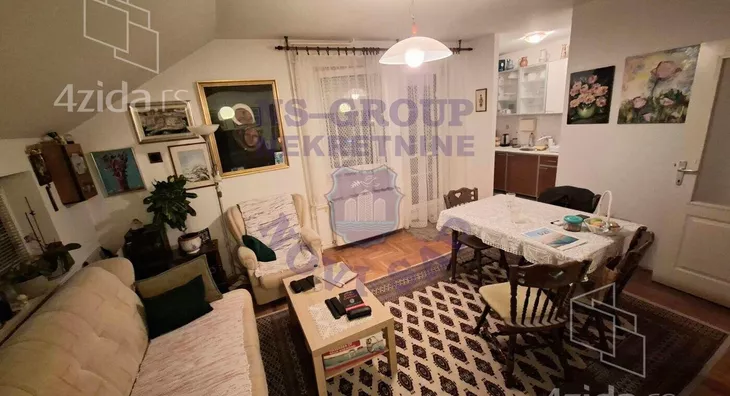 Troiposoban stan | 4zida