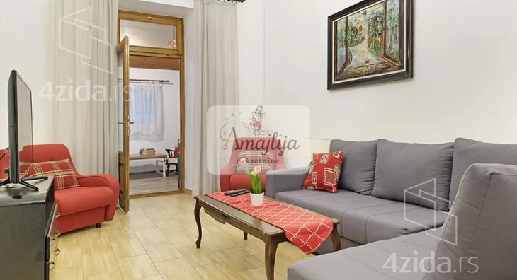 Petosoban stan | 4zida