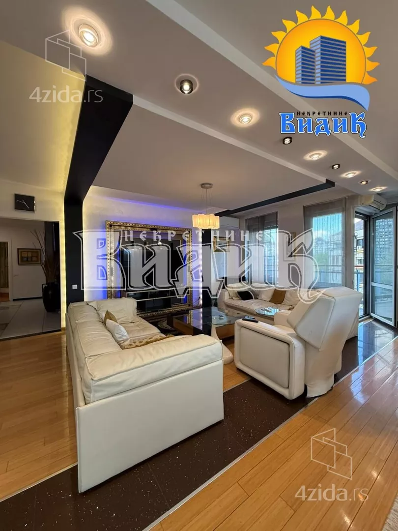 Troiposoban stan | 4zida