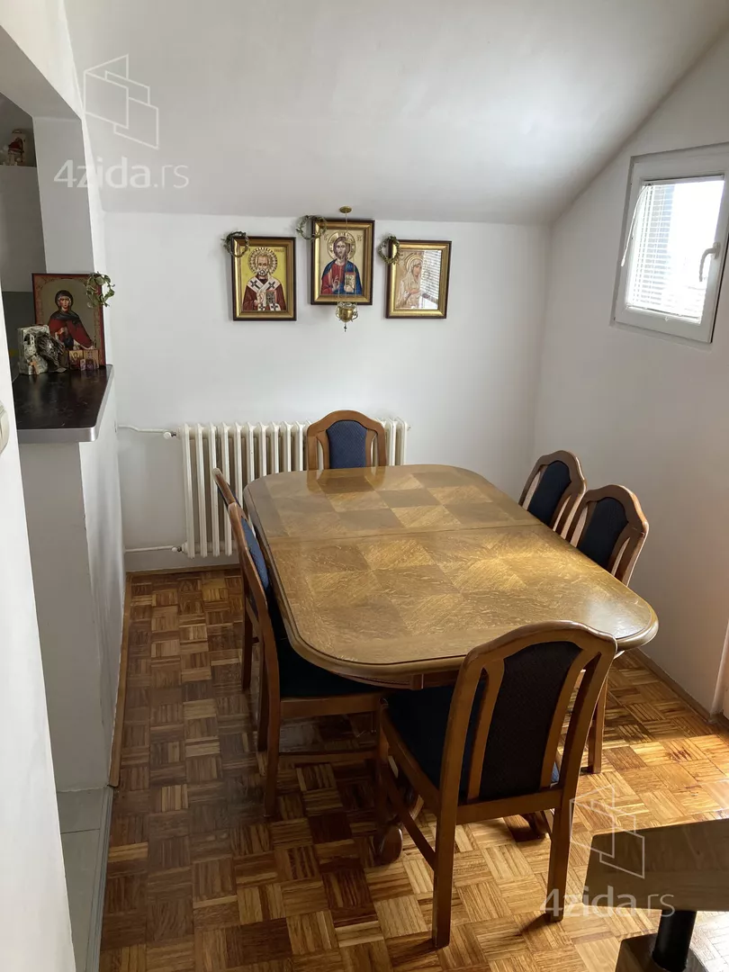 Četvorosoban stan | 4zida