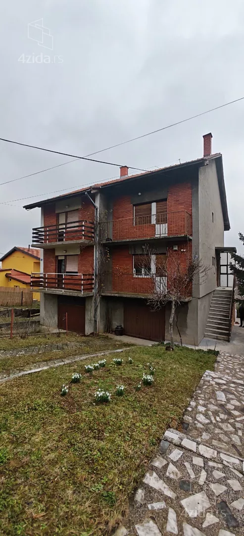 2-etažna kuća | 4zida