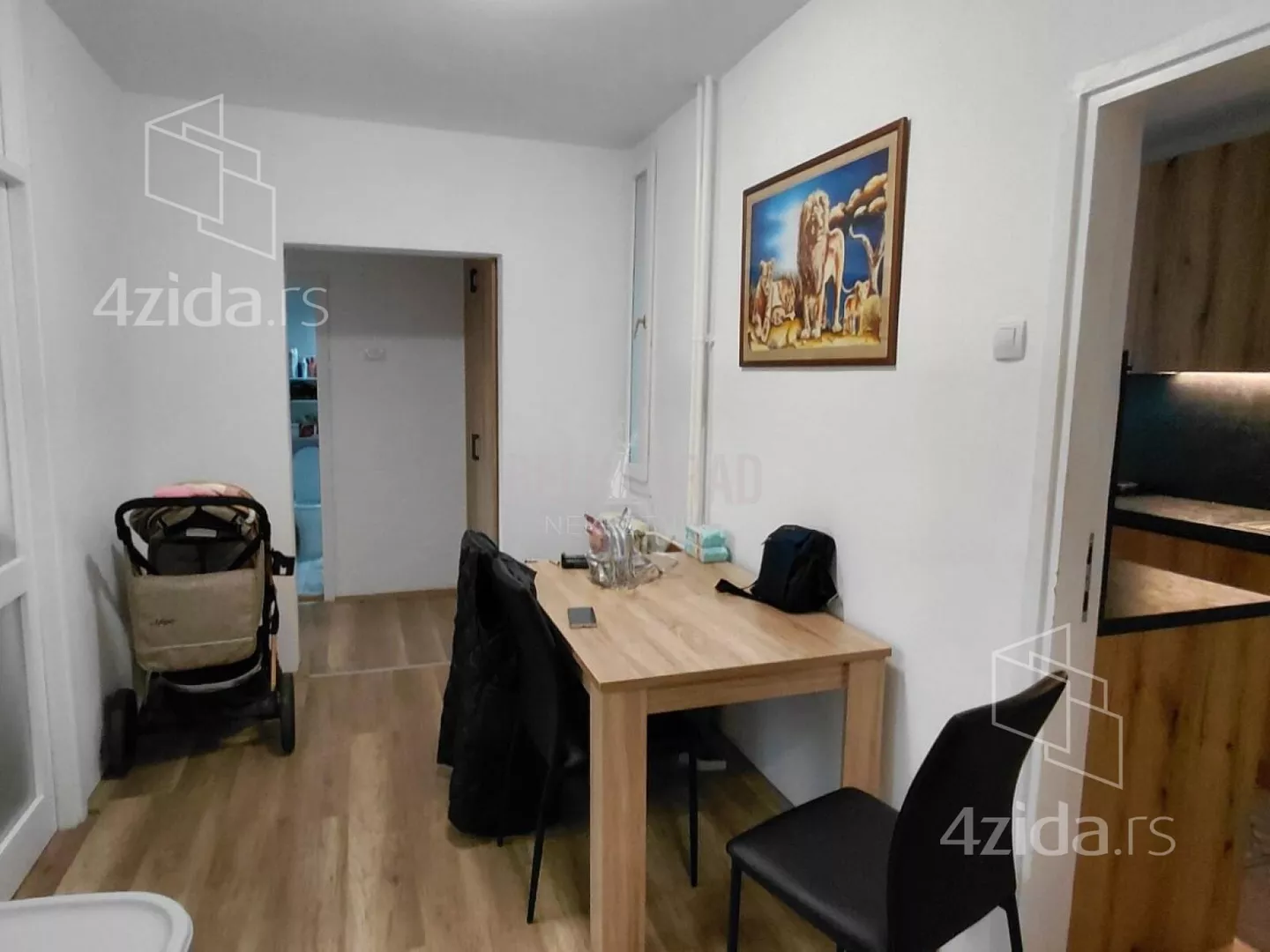 Dvoiposoban stan | 4zida