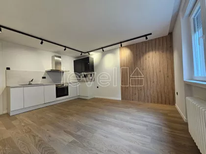 Železnička stanica | 4zida.rs