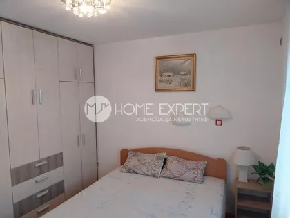 Cara Dušana | 4zida.rs