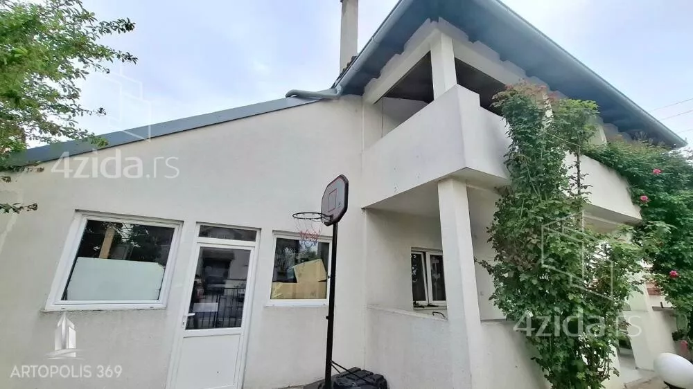 3-etažna kuća | 4zida