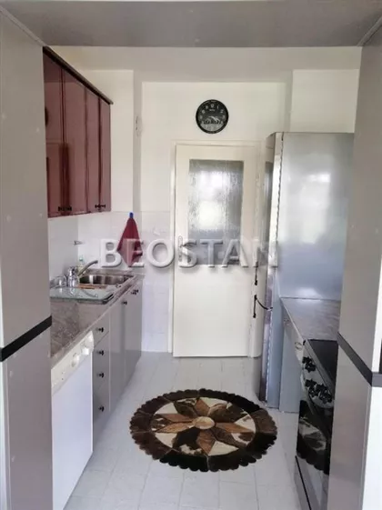 Prve Pruge | 4zida.rs