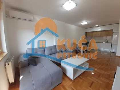 Prvomajska | 4zida.rs