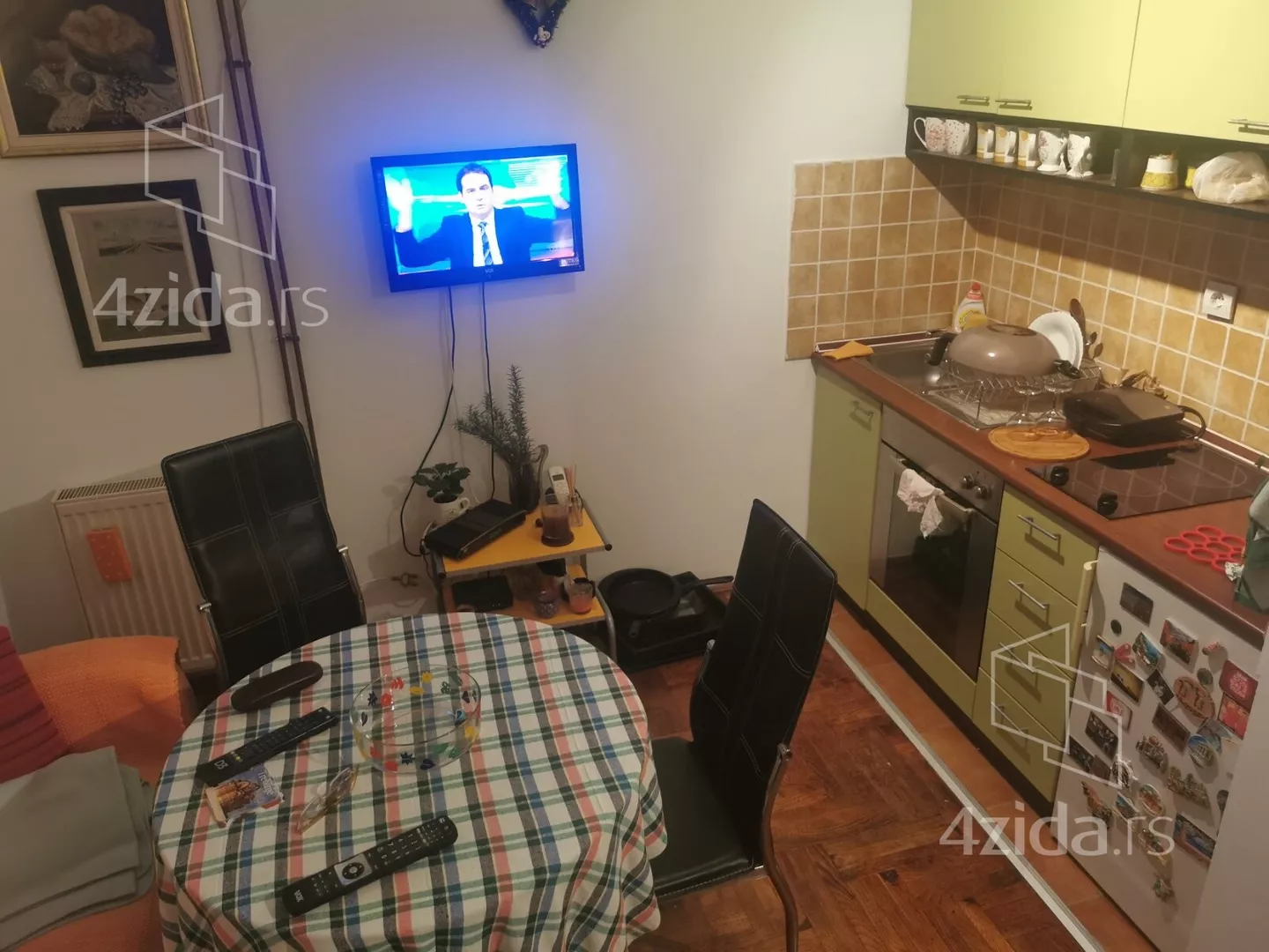 Jednoiposoban stan | 4zida
