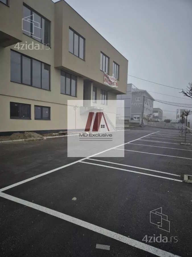 Poslovni prostor | 4zida