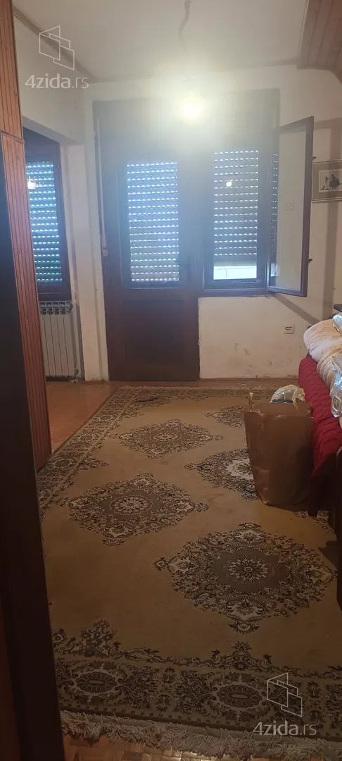 3-etažna kuća | 4zida