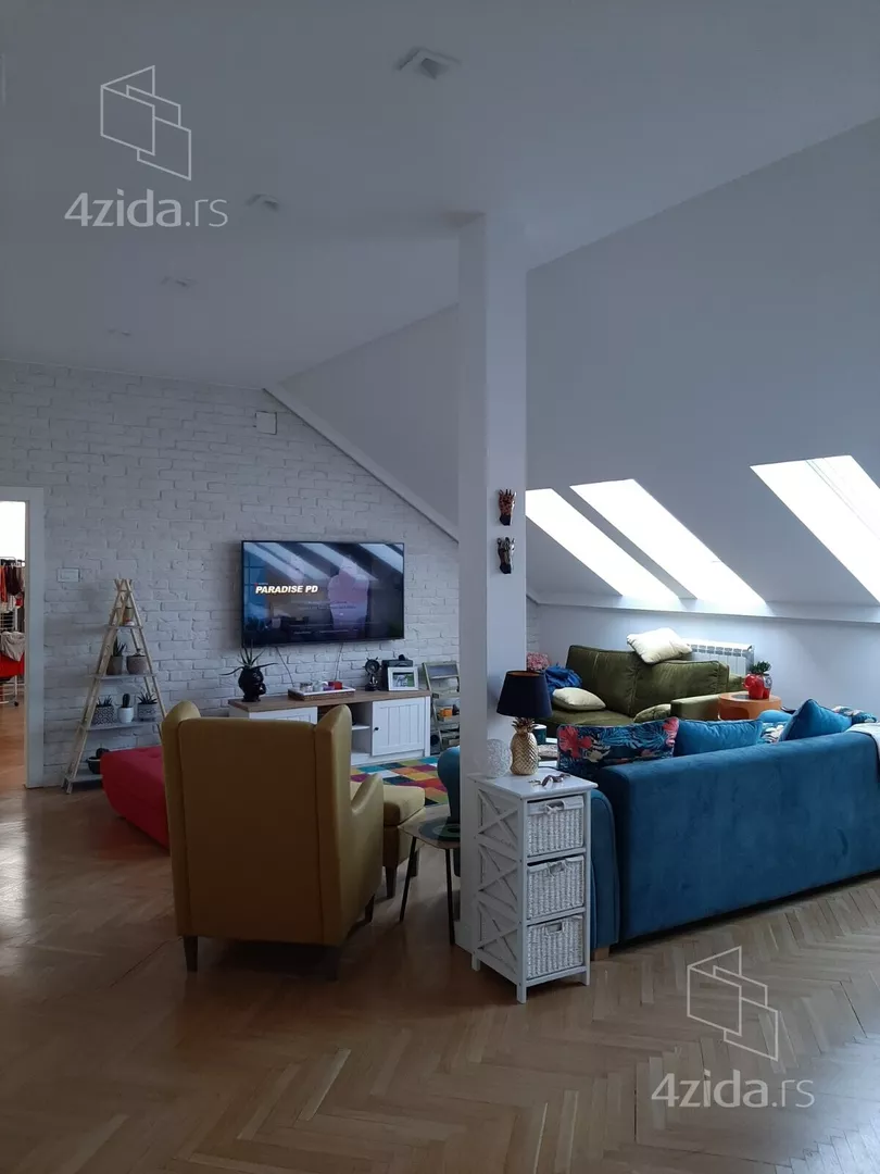 Dvoiposoban stan | 4zida