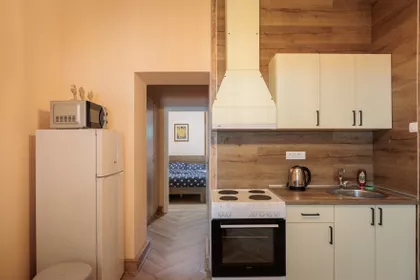 Nikole Kujundzica | 4zida.rs