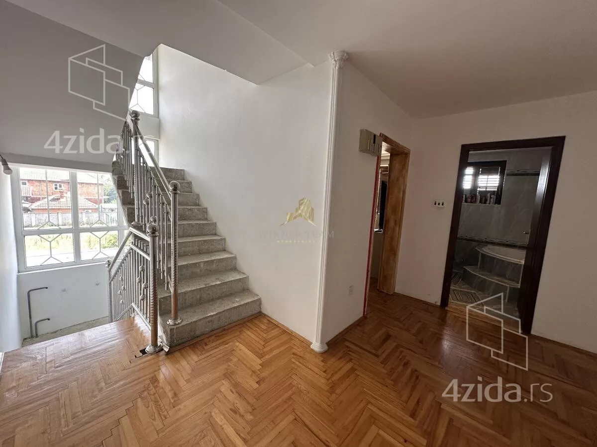 Kuća | 4zida