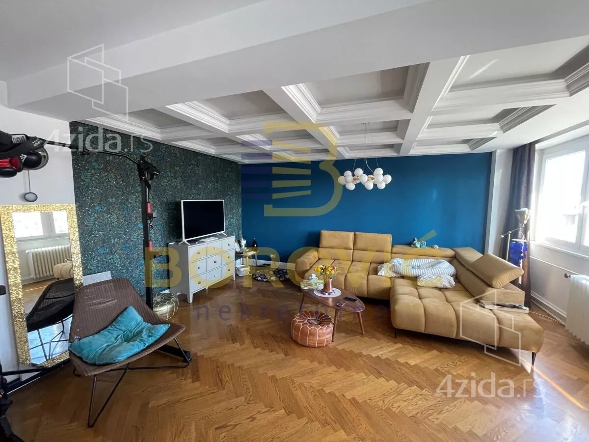 Petosoban stan | 4zida