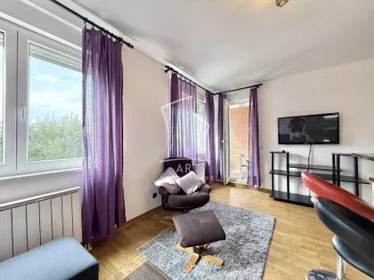Lazara Kujundžića | 4zida.rs