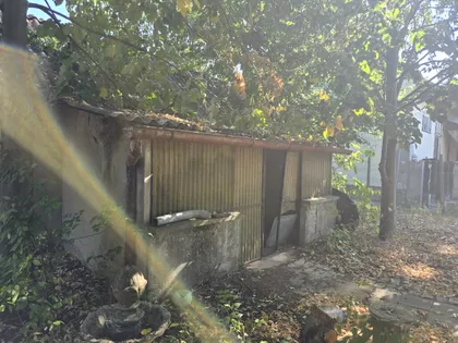 Hrastova | 4zida.rs