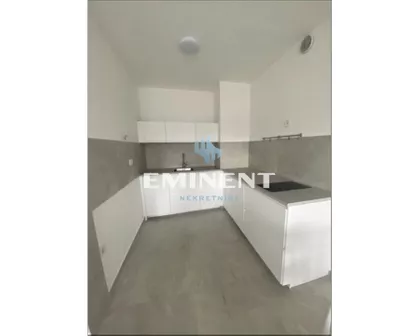 Tadije Sondermajera | 4zida.rs