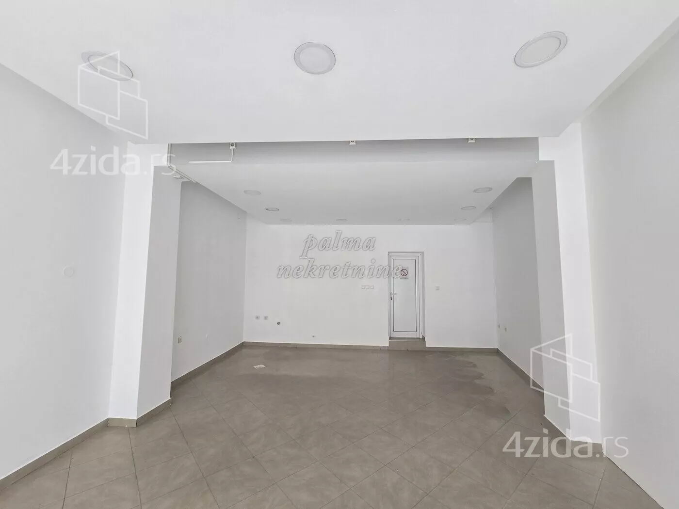 Poslovni prostor | 4zida