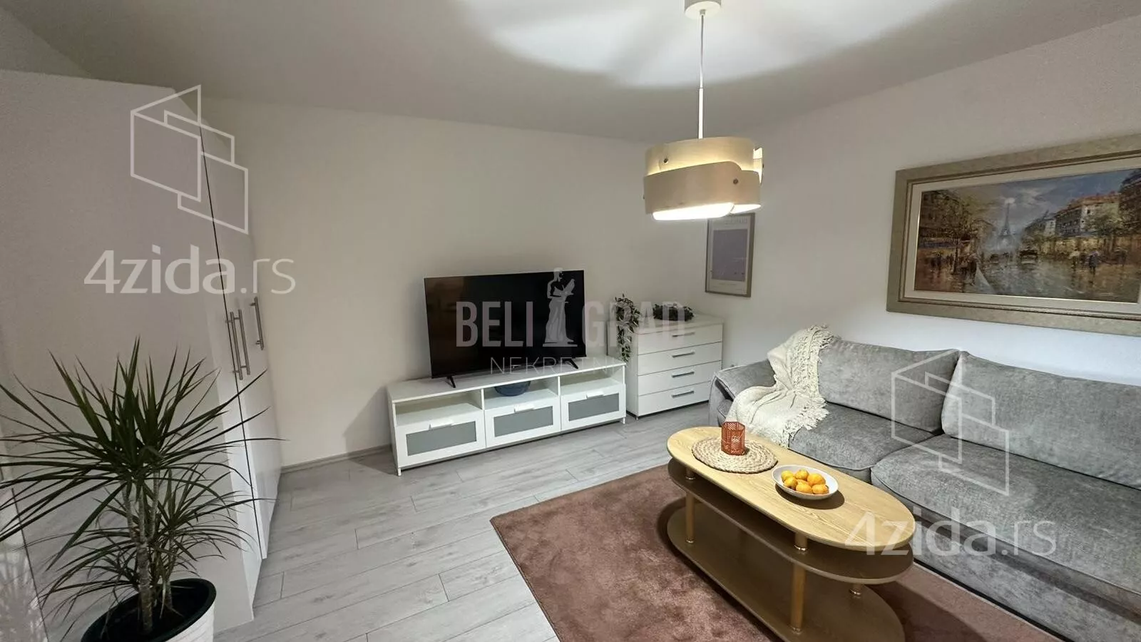 Jednoiposoban stan | 4zida