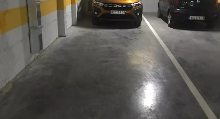 Garaža | 4zida
