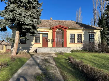 Šupljak | 4zida.rs