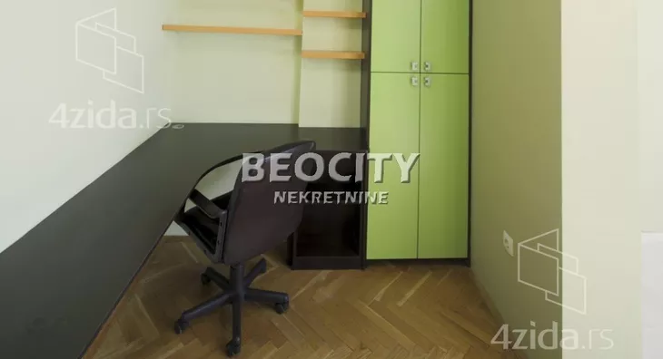 Četvoroiposoban stan | 4zida