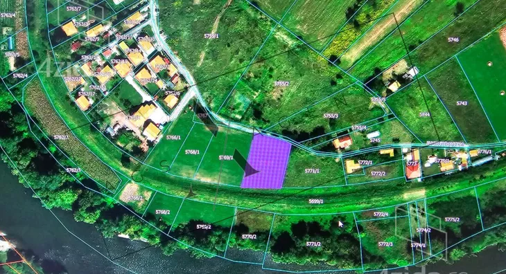 Građevinsko zemljište | 4zida