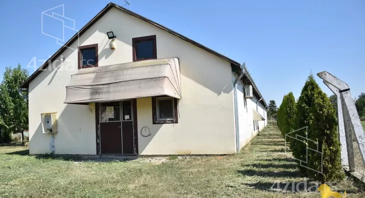 Plac | 4zida
