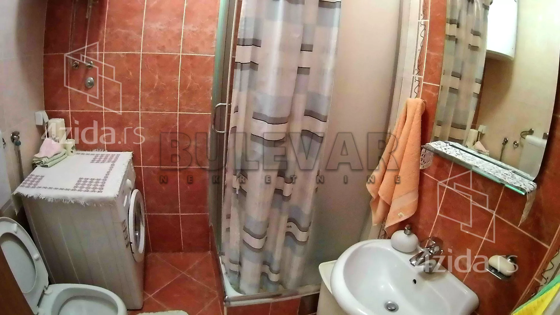 Jednoiposoban stan | 4zida