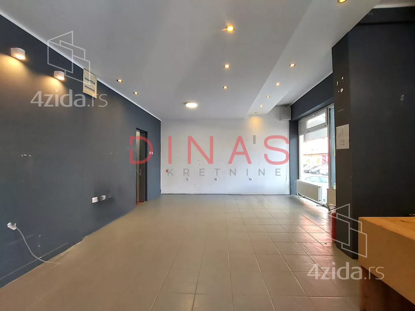 Poslovni prostor | 4zida