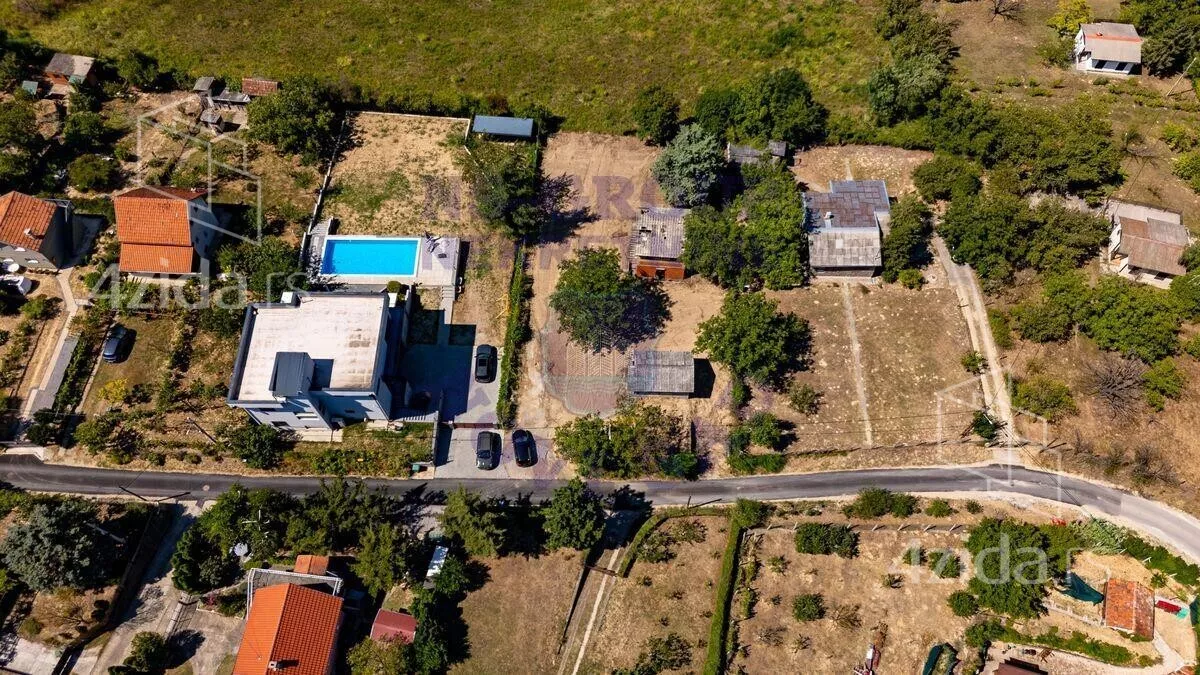 Građevinsko zemljište | 4zida